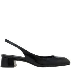 SG830 VIVIENNE SLINGBACK STUART WEITZMAN