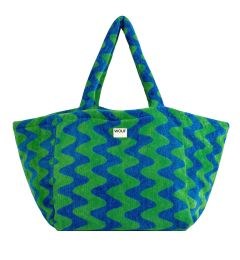 BT260018 Goa CHARM WOUF