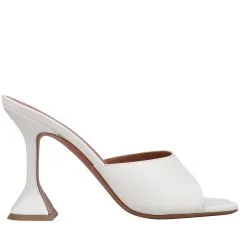 344226 LUPITA MULE AMINA MUADDI
