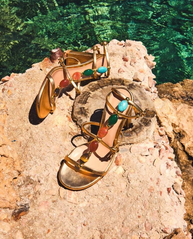 <h3>SUMMER SANDALS</h3><br>Τα πέδιλα της νέας σεζόν, effortless elegance με σύγχρονο fashion attitude.<p></p>