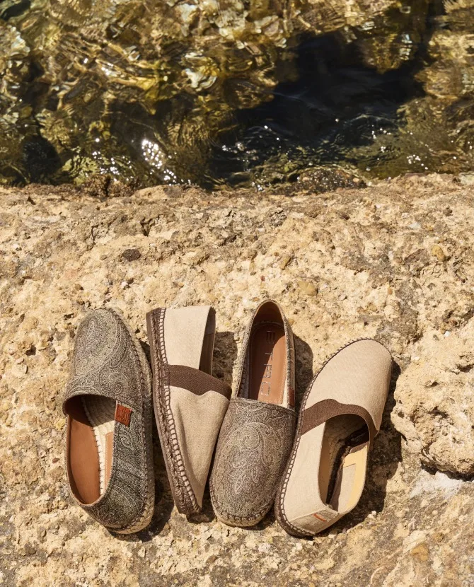 <strong>MADE FOR COASTAL LIVING</strong>Lightweight espadrilles crafted for effortless days and timeless comfort.