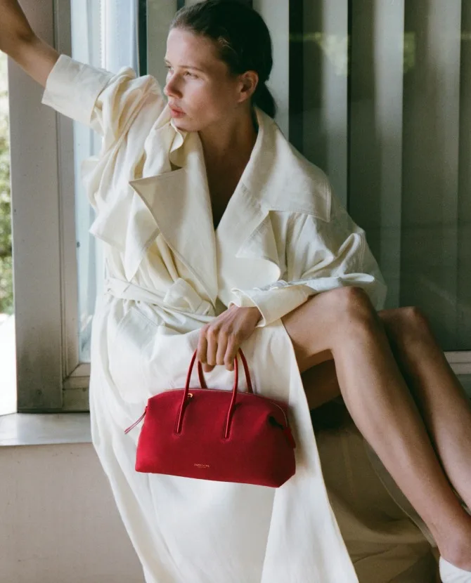 <strong>THE RED EDIT</strong>Whether as a pop of color or a full red look, embrace the color of the moment.